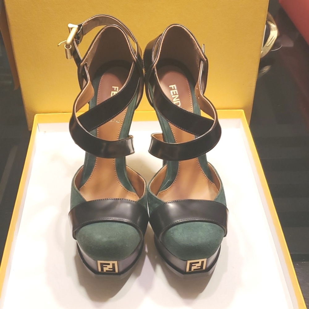 Fendi platform heels 39.5